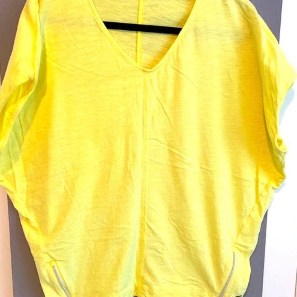 William T shirt